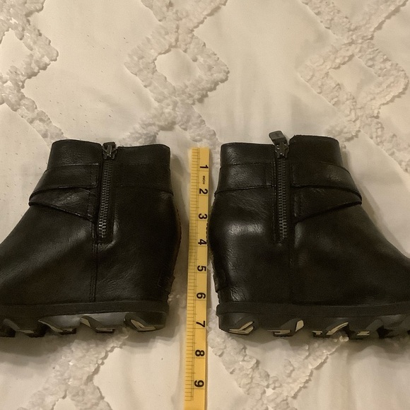 Sorel Black Ankle Boots with Buckle Detail - Picture 7 of 9